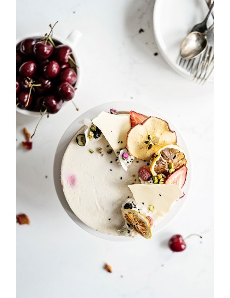 White Chocolate Vegan Cake Delivery